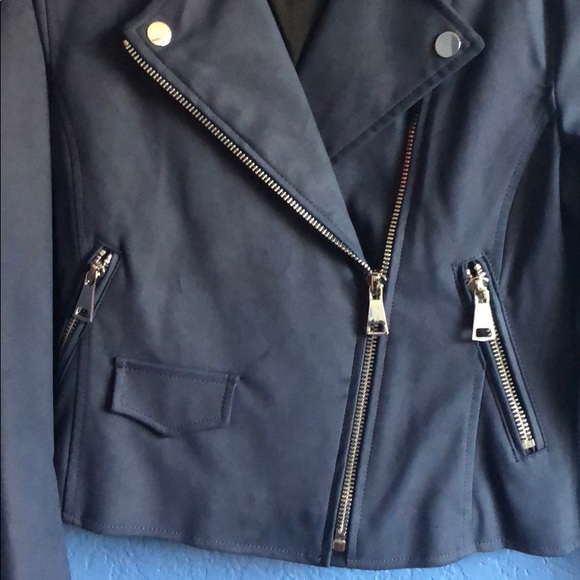 Jacket - Picture 2 of 5